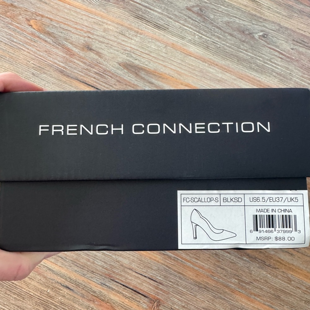 New in box French Connection Black Suede Pumps